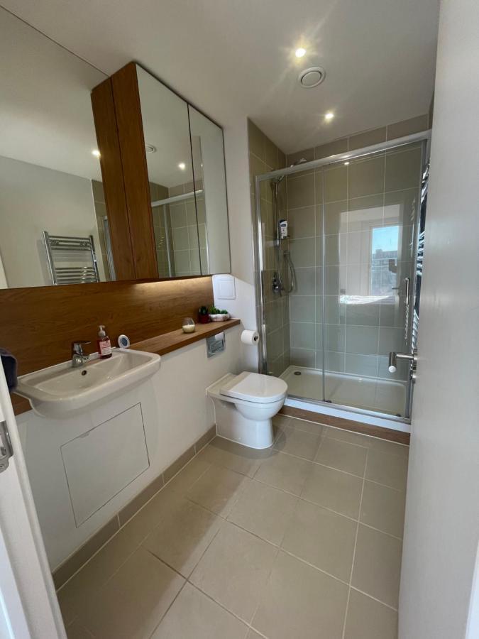 Bright Spacious En-Suite Room W/ London Views - 8Min From London Bridge! ภายนอก รูปภาพ