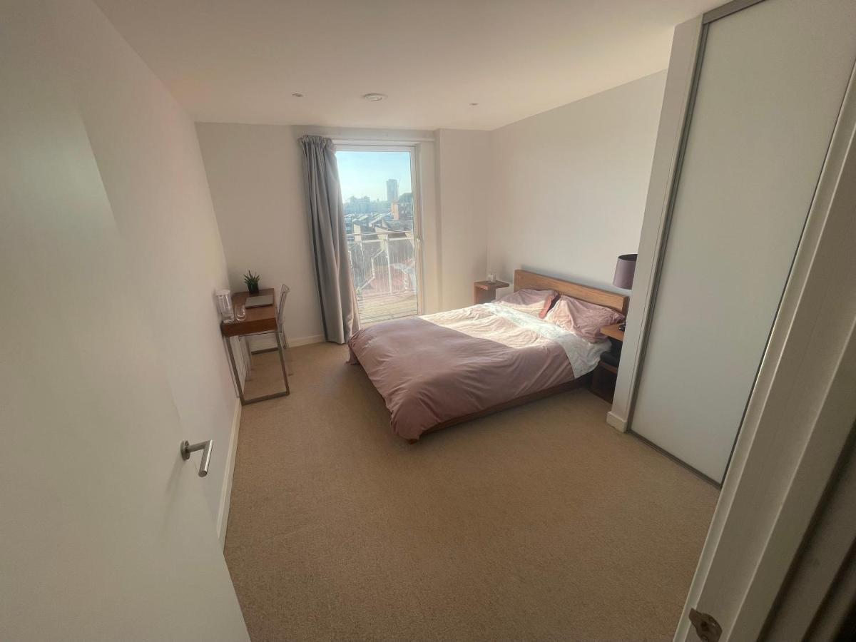 Bright Spacious En-Suite Room W/ London Views - 8Min From London Bridge! ภายนอก รูปภาพ