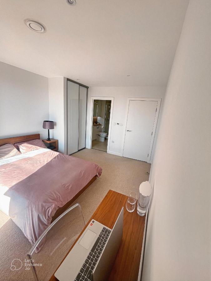 Bright Spacious En-Suite Room W/ London Views - 8Min From London Bridge! ภายนอก รูปภาพ